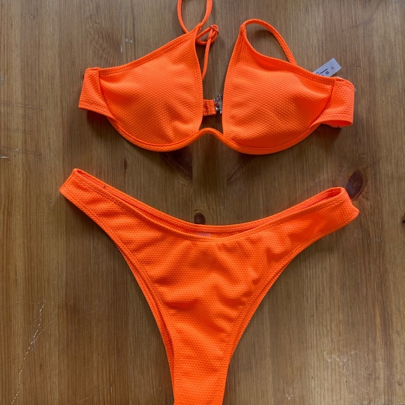 SHEIN Plain Textured Underwire Bikini Swimsuit - Size L - Colour Orange - Picture 3 of 4